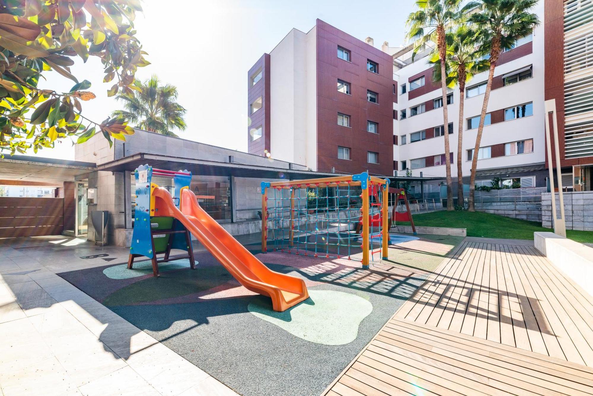 Tuguest Avenida De La Investigacion - Free Parking Apartment Granada Bagian luar foto