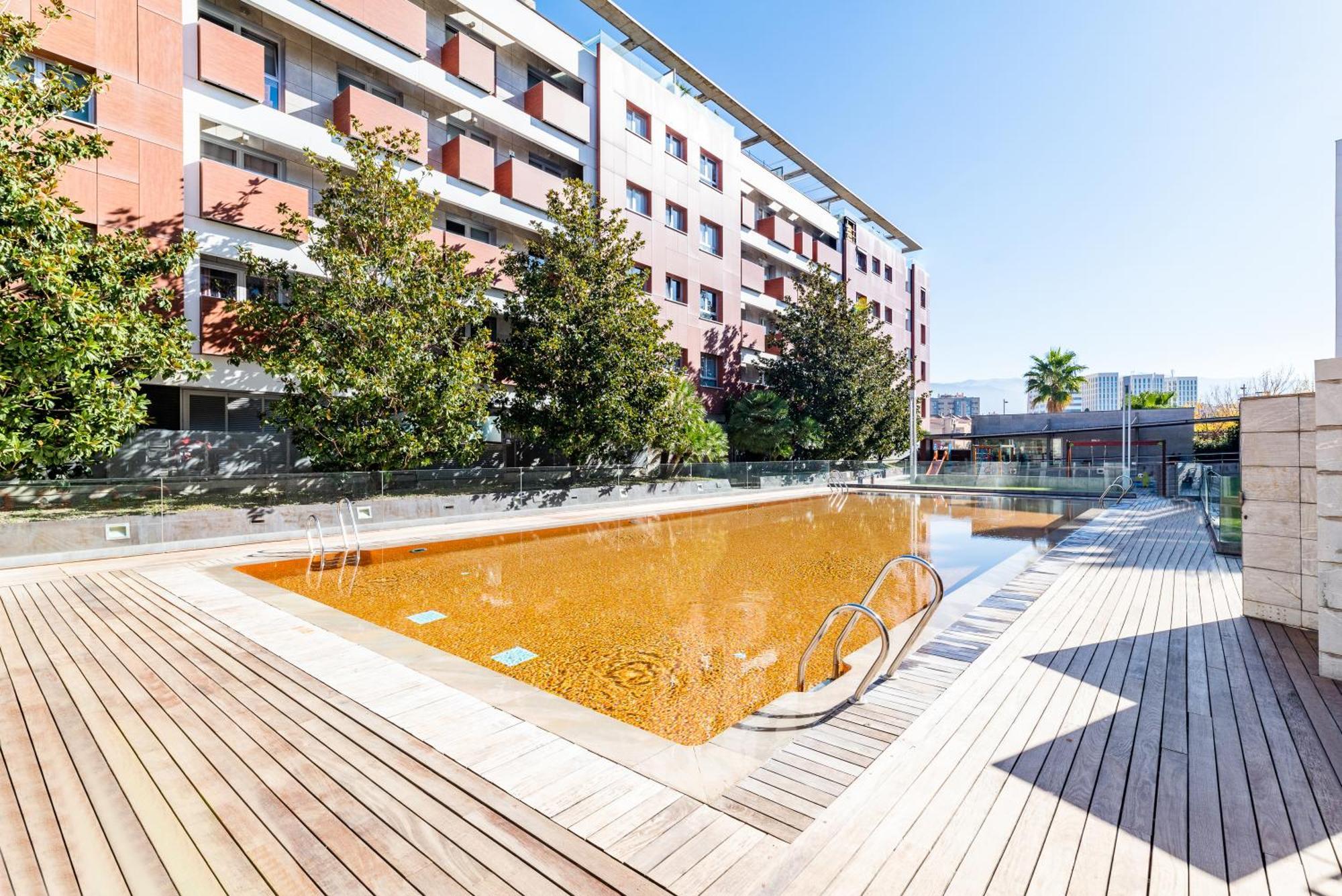 Tuguest Avenida De La Investigacion - Free Parking Apartment Granada Bagian luar foto